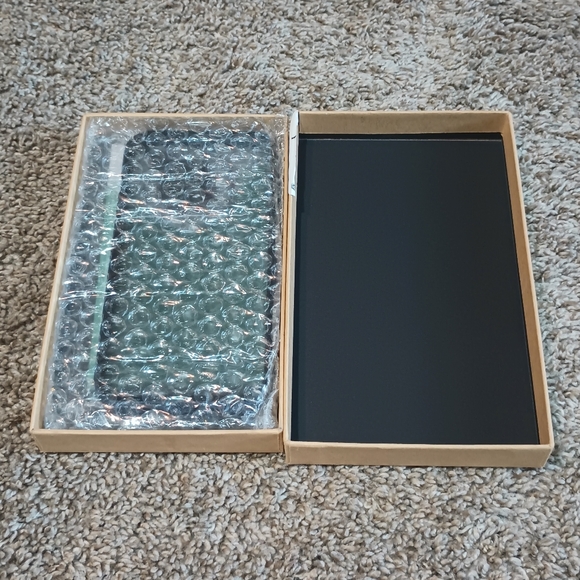 Privacy Magnetic Case for iPhone 13 - Picture 9 of 10